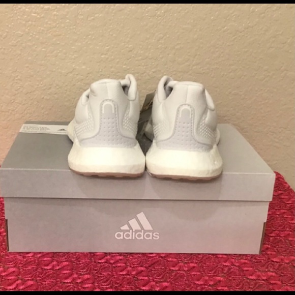 Adidas Pureboost 21 White Running Shoes. New In Box. Size 6 - Picture 6 of 8